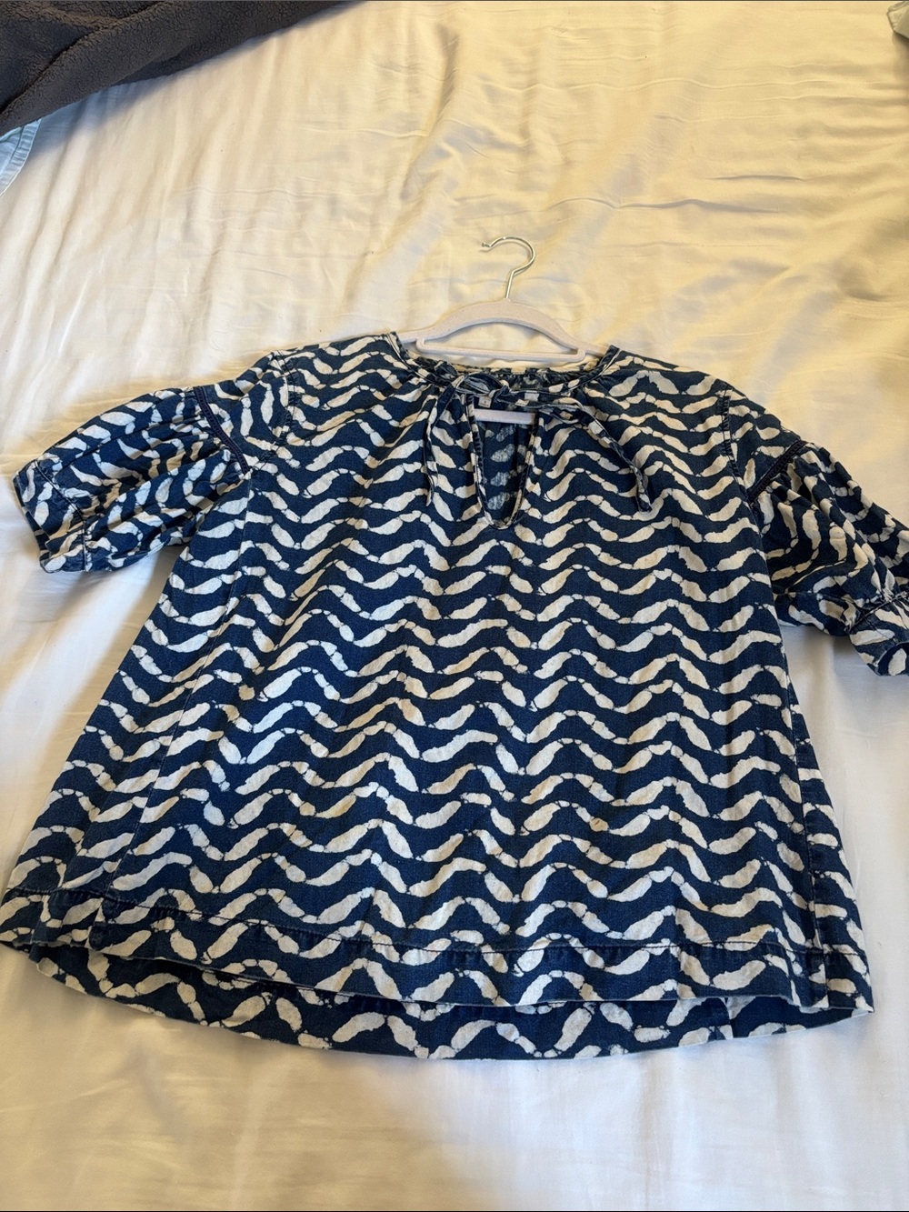 Madewell Navy and White Batik Tie-Neck Print Top